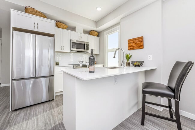 Building Photo - Queens Garden Apartments