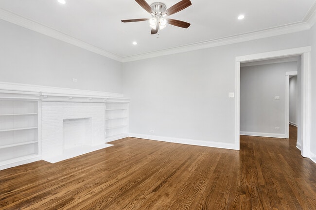 Foto del edificio - 4703 N Albany Ave