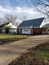 Building Photo - 1475 Vicksburg Dr