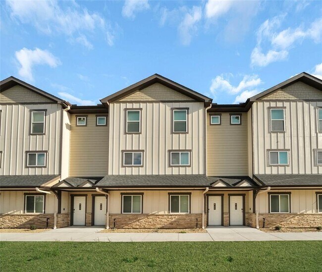 Building Photo - 12603 Telge Rd