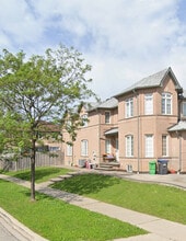 Building Photo - 5997 Gant Cres