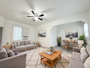 Building Photo - 614 E 600 S