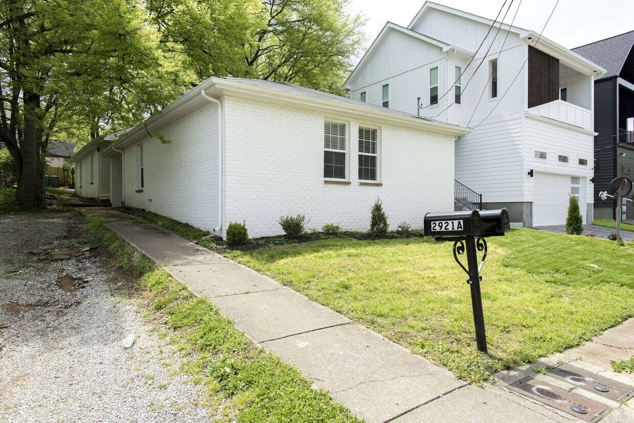 Primary Photo - 2921 Torbett St