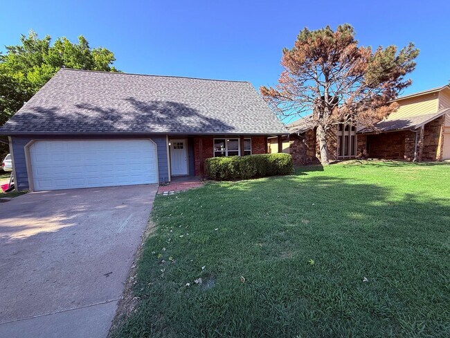 Foto del edificio - Nice 3 bedroom 2.5 bath near Jenks HS