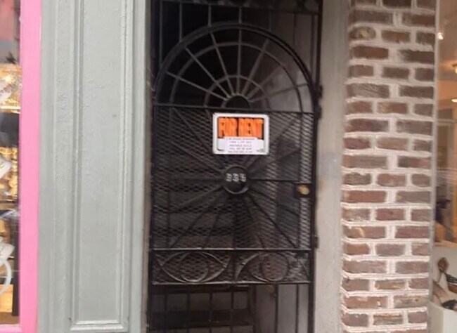 Foto del edificio - 335 King St
