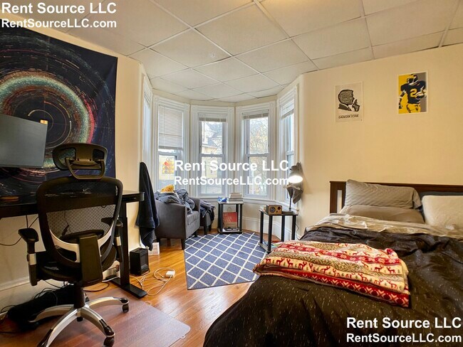 Foto del edificio - 267-269 Highland Ave. Unit 2