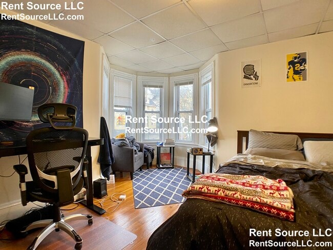 Building Photo - 267-269 Highland Ave. Unit 2