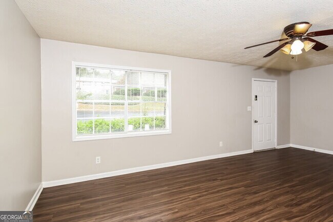 Building Photo - 417 Northdale Ct