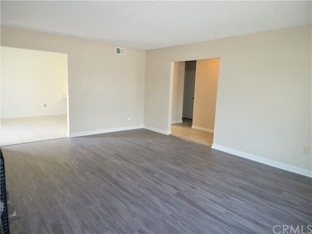 Building Photo - 7162 Heil Ave