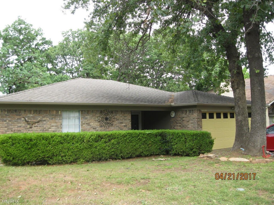 Primary Photo - 3 br, 2 bath House - 4710 Crestmont Ct