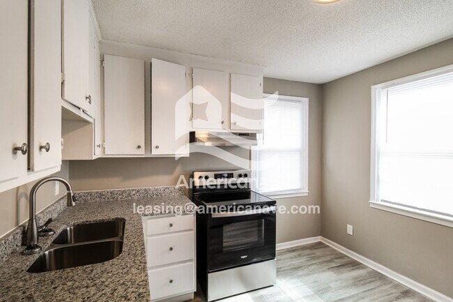 Foto del edificio - 3275 Mary Dr