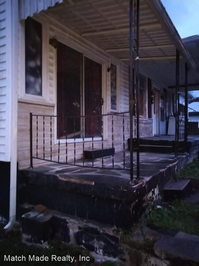 Foto del edificio - 3 br, 2 bath House - 1215 2nd Ave