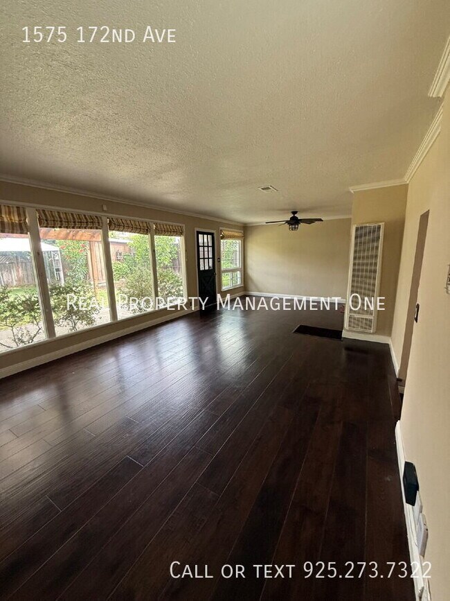 Foto del edificio - 1575 172nd Ave