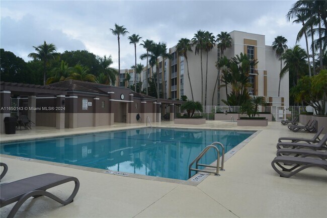 Foto del edificio - 9755 NW 52nd St