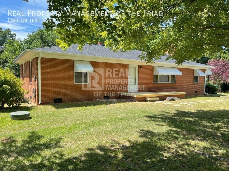Foto principal - 1516 Baker Rd