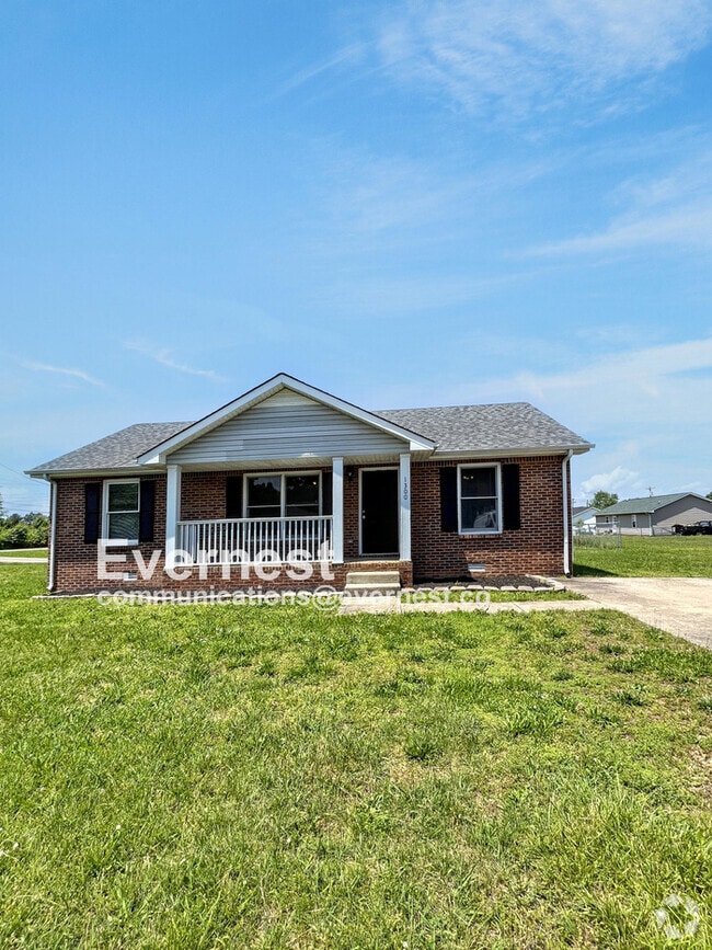 Building Photo - 1300 Chucker Dr