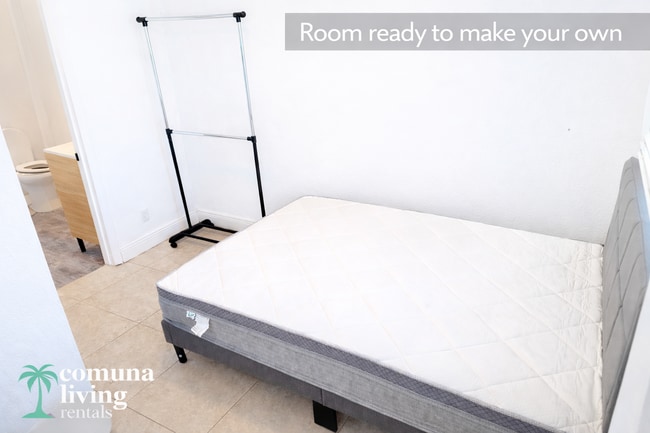 Photo - 1345 NE 5th Terrace House