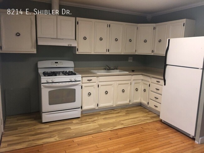 Building Photo - 8214 Shibler Dr