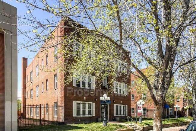 Building Photo - 1341 N Washington St