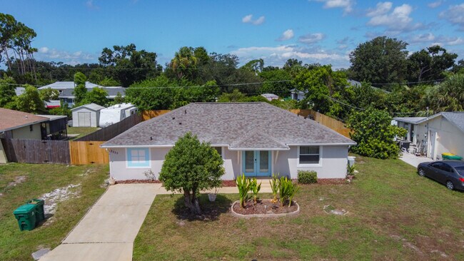 Foto del edificio - 3255 Jamestown St
