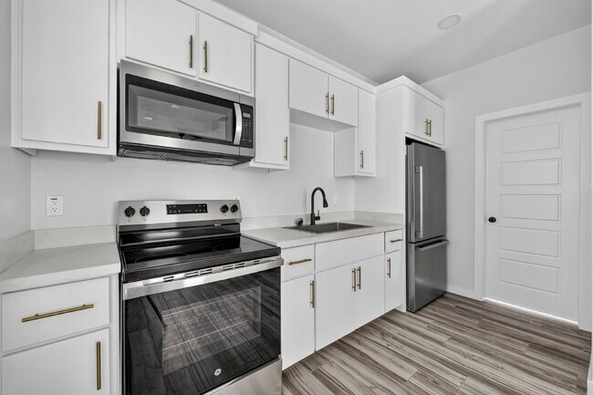 Building Photo - 1207 W Kennedy St
