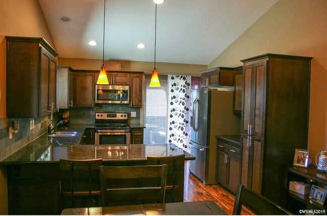 Foto del edificio - 5652 Kessler Dr SE