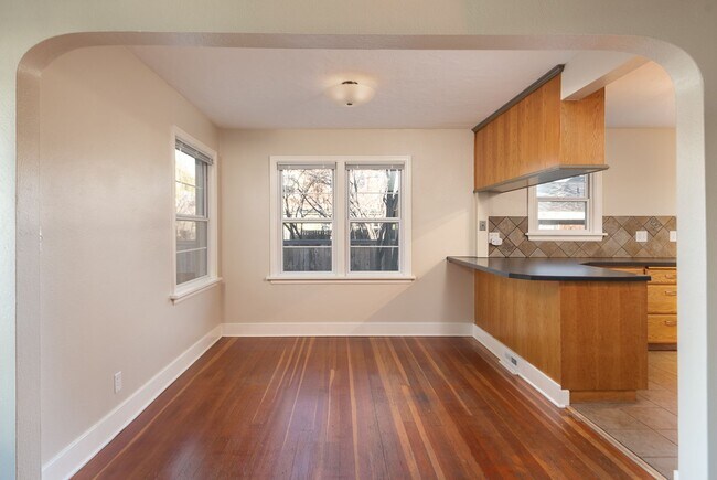 Building Photo - Ogden