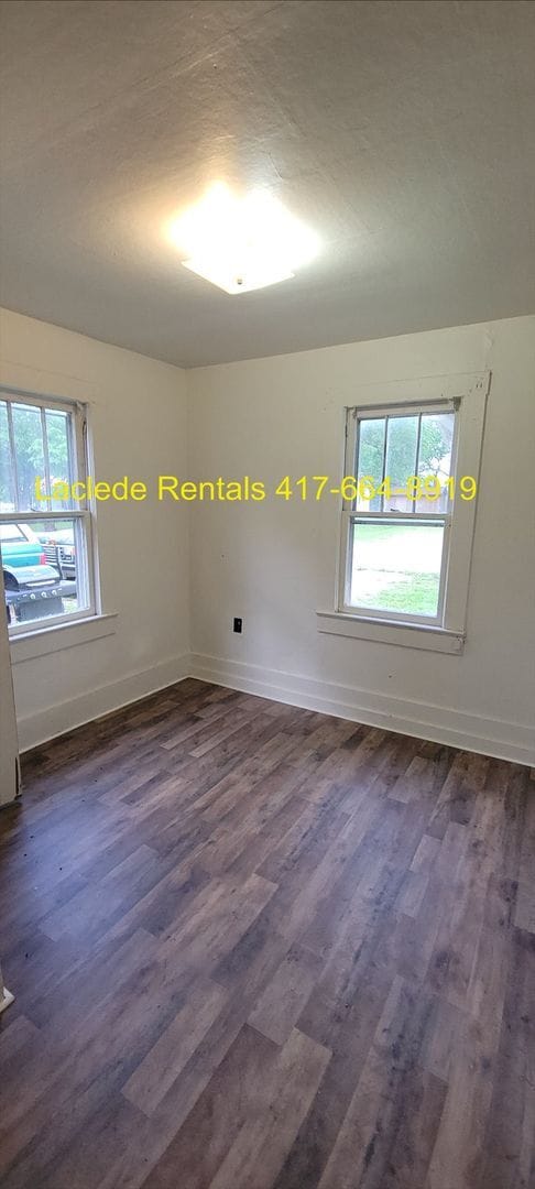 Building Photo - 2 Bedroom 1 Bathroom House for Rent