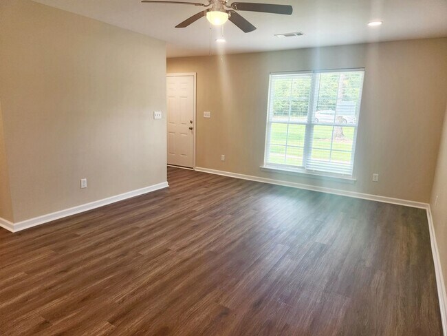 Building Photo - 3530 Moss Island Ct