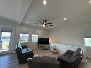 Building Photo - 3610 Niko Ct Building Photo - 3610 Niko Ct