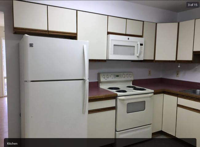 Building Photo - 8916 Footstep Ct