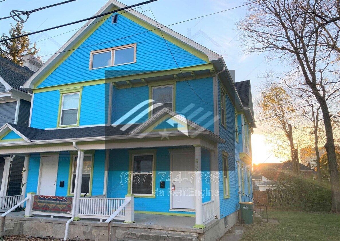 Primary Photo - 419 Alberta St