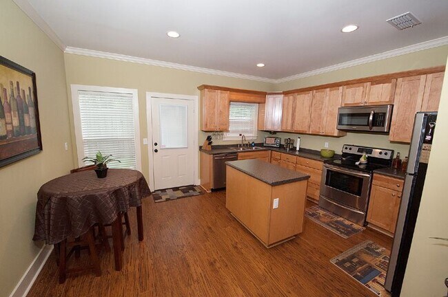 Foto del edificio - 125 Camden Pl