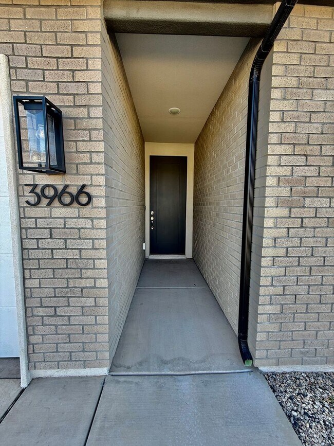 Foto del edificio - Spacious 3-BR Townhome in Washington