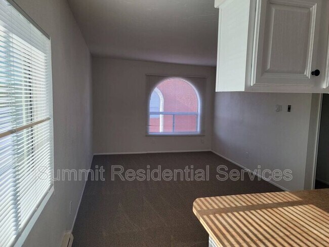 Foto del edificio - 914 N Belvedere Ave