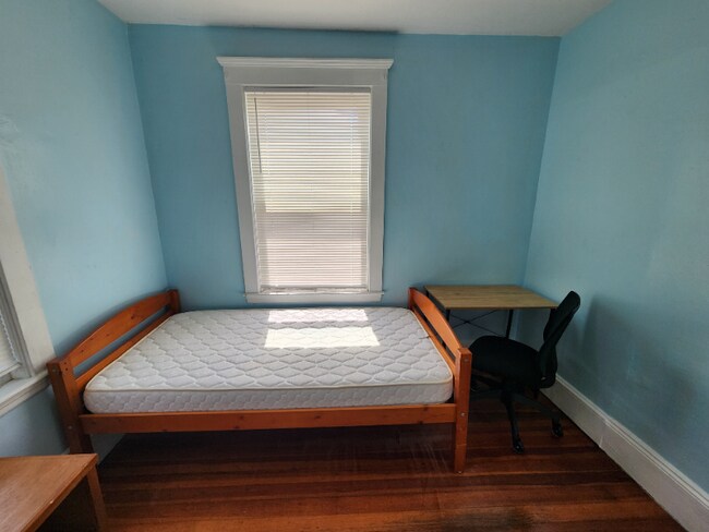 Foto del edificio - 44 Woodbine St