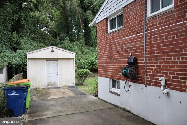 Foto del edificio - 11202 Troy Rd