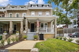 Building Photo - 1407 Shepherd St NW