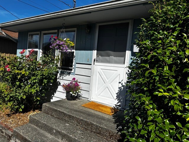 Foto del edificio - 4226 27th Ave W