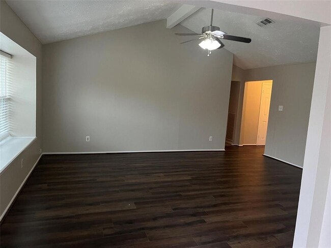 Building Photo - 8030 Lawn Wood Ln