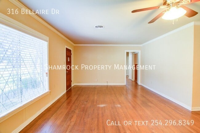 Building Photo - 3 bedroom home in Woodway!