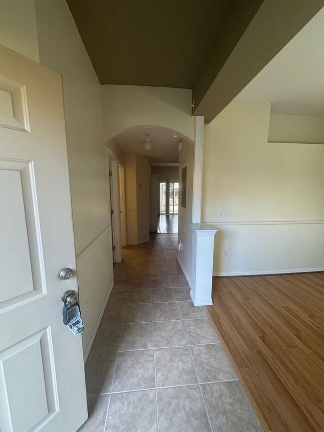 Foto del edificio - 3 Bedroom 2 Bath - Lovely and Cozy Condo f...