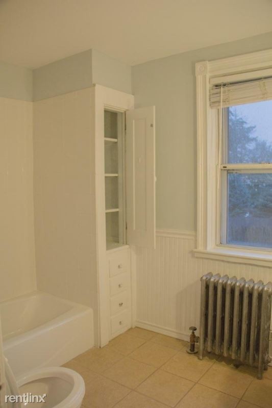 Building Photo - 2 br, 1 bath Apartment - 9 Cold Spring Ave