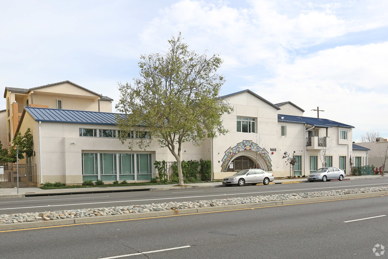 Primary Photo - Holt Family Apartments