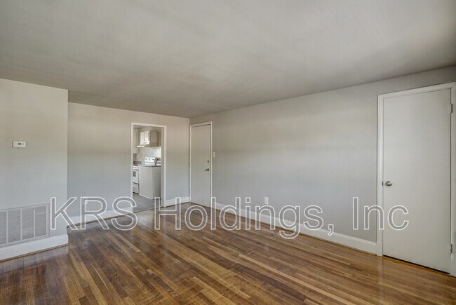 Foto del edificio - 5423 Remuda Dr