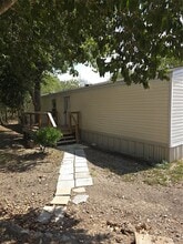 Building Photo - 149 Castle Guard Ln