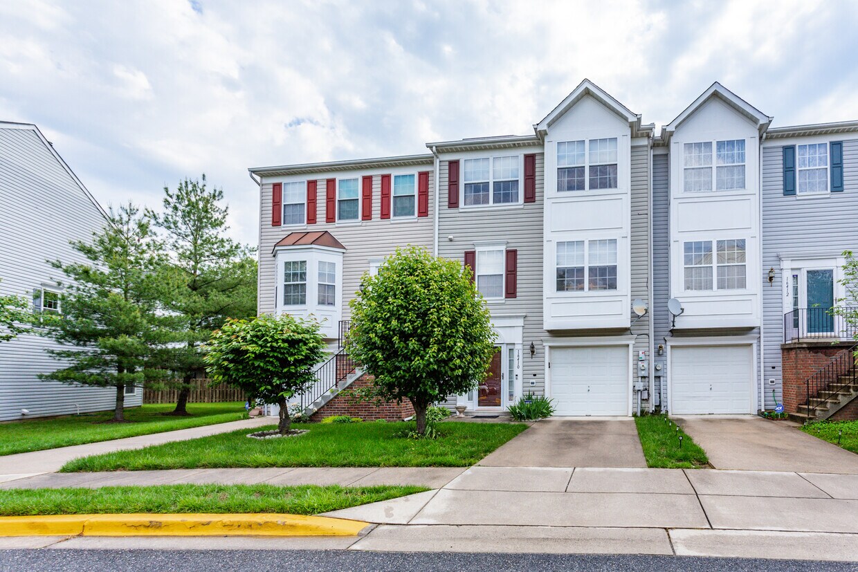 16410 Eves Ct, Bowie, MD 20716 Townhome Rentals in Bowie MD