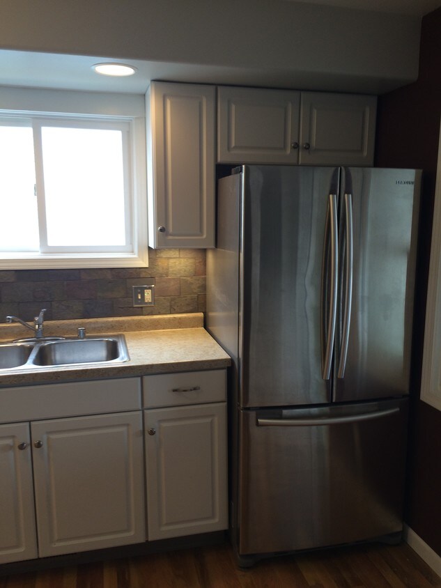 Foto principal - 714 Mayfair Ave