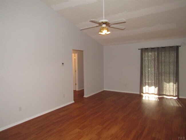 Foto del edificio - 150 Mirabelle Cir