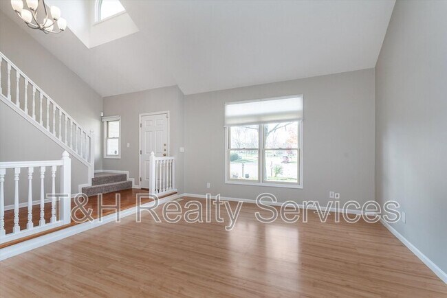 Foto del edificio - 1135 Clairborne Ct